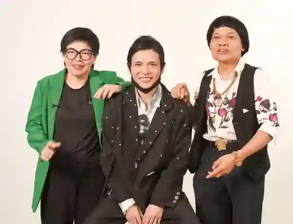 港星八两金遭妻爆料患癌晚期活不过几个月，被嘲是报应，本人硬气回怼