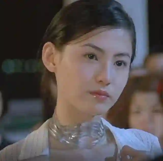 离婚后不提谢霆锋，输给王菲，张柏芝才发现原来他们不是一类人