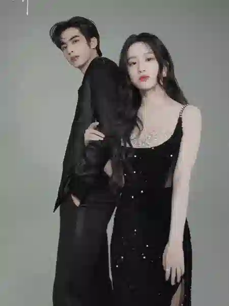 这两张脸谈恋爱，怎么可能有人反对？