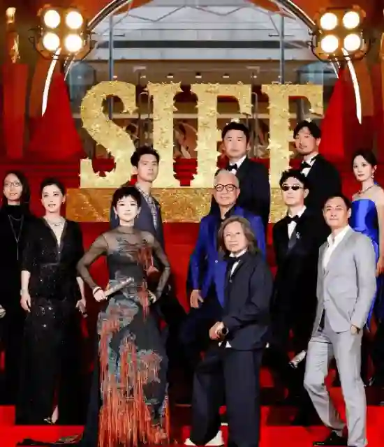 章子怡女儿客串新电影，9岁醒醒遗传了妈妈的好演技，这长相可真像汪峰