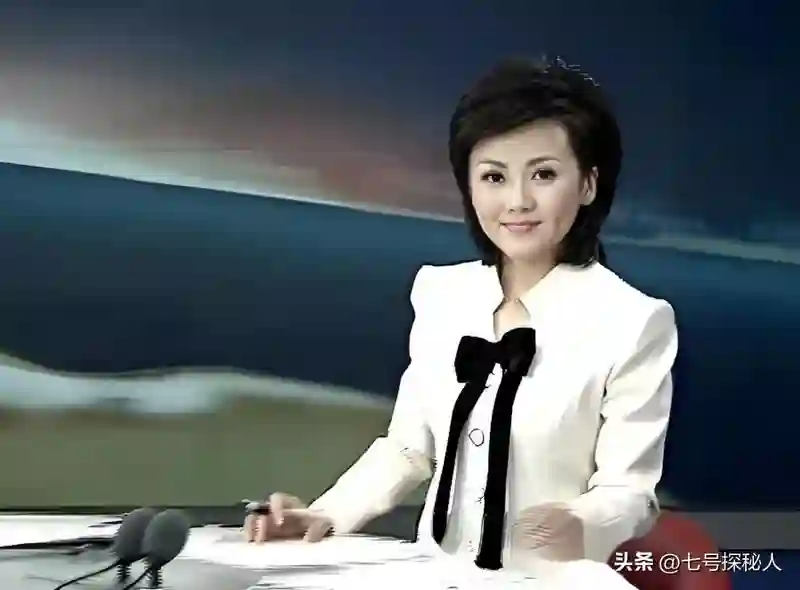 至今未嫁的4位央视女主持，个个情史干净，最大52岁最小35岁
