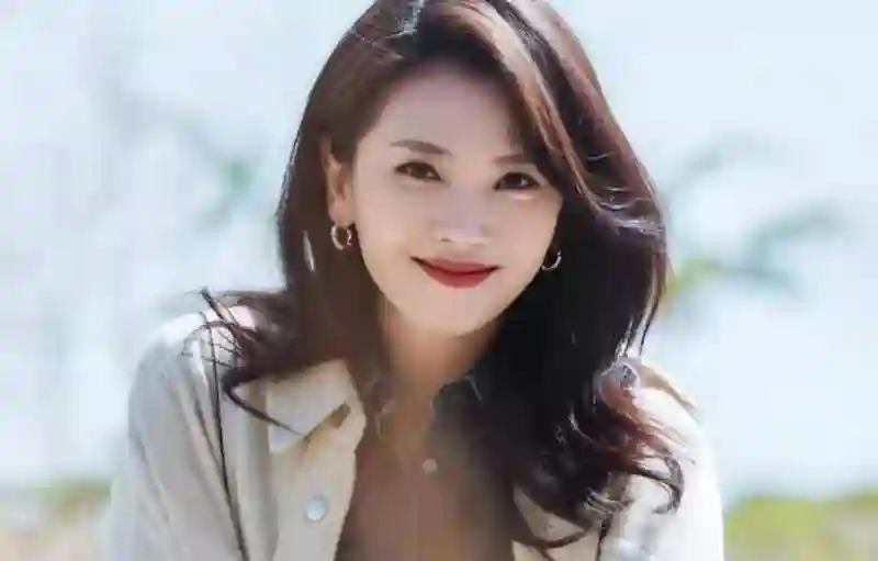 他曾与刘涛在一起4年，如今年过六旬依旧未娶，刘涛坦言很愧疚