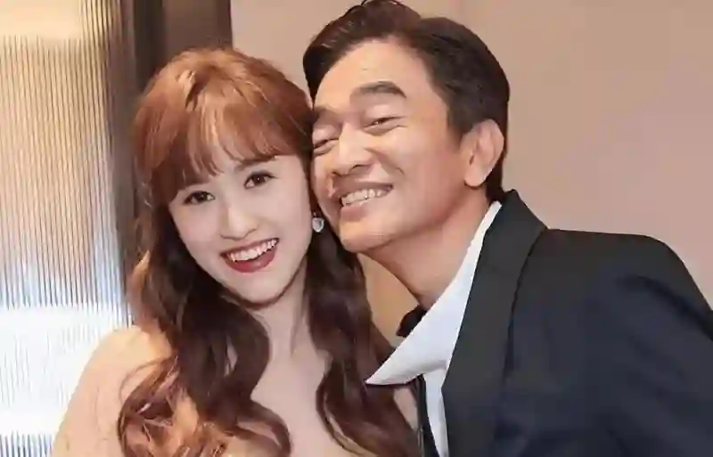 小S和吴家争斗白热化！吴宗宪放话我女儿代言最多，已经准备起诉