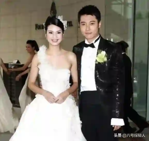被大佬捧上位，与富商闪婚闪离，未婚生子遭抛弃的她，后来怎样？