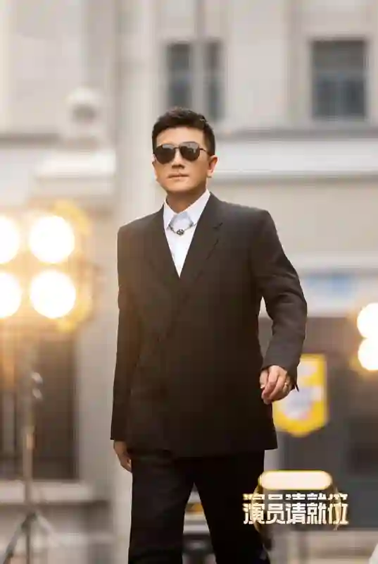 从“被审视”到“被看见”，杨子《演员请就位3》荣获“进步蜕变演员”大奖