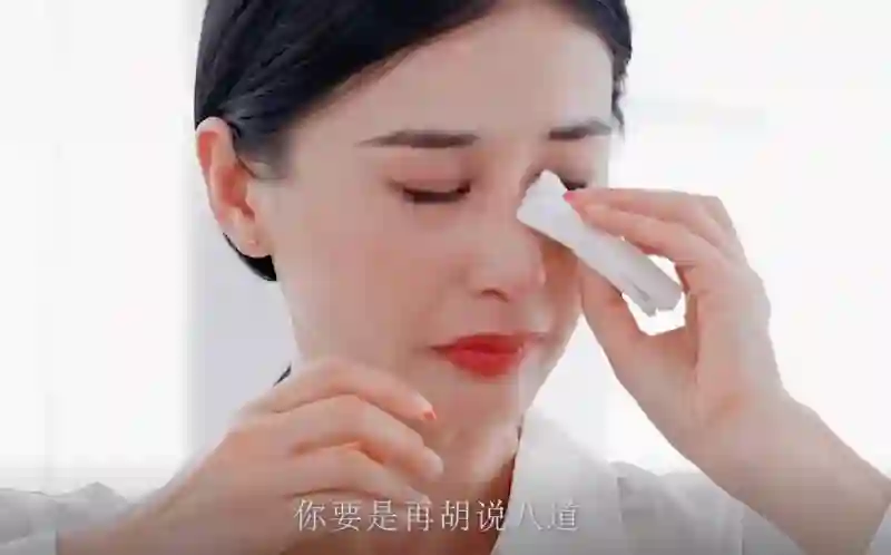 杨子是“拖油瓶”？黄圣依离婚三个月，判若两人大变样！