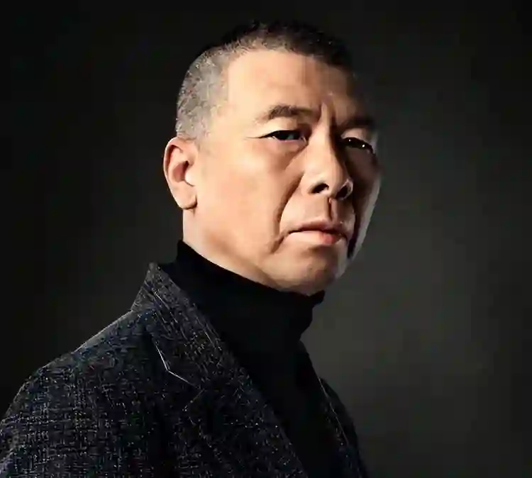 49岁舒淇再破“天花板”，这一次，她让冯小刚和整个娱乐圈沉默了