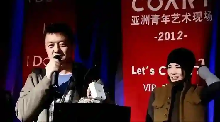 王菲当年的白眼，早就提醒海哈金喜了，但她偏偏不撞南墙不回头！