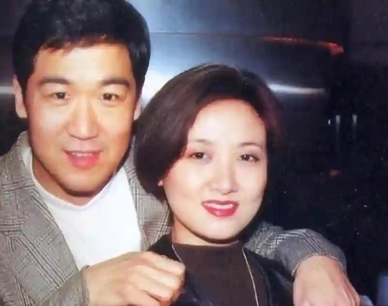 邓婕现状：离婚协议成她心中痛楚，继子不成器，养女愈发似丈夫