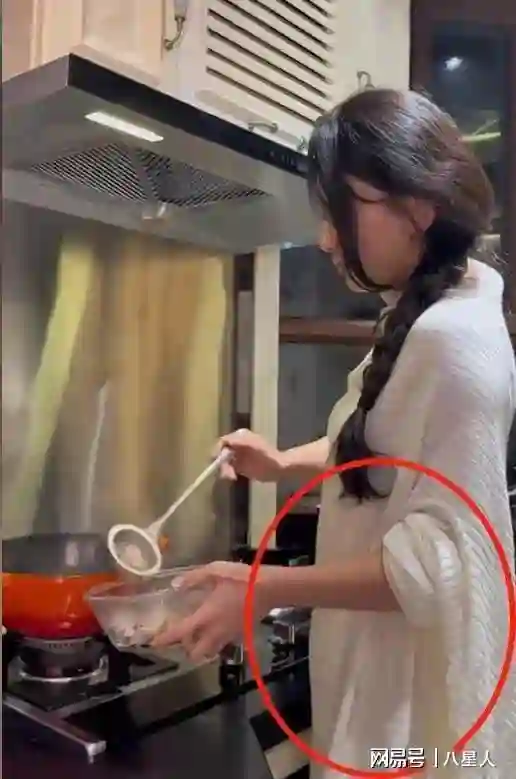 汪峰又要当爸爸了?森林北更新视频秀厨艺,孕肚明显疑已怀孕6个月
