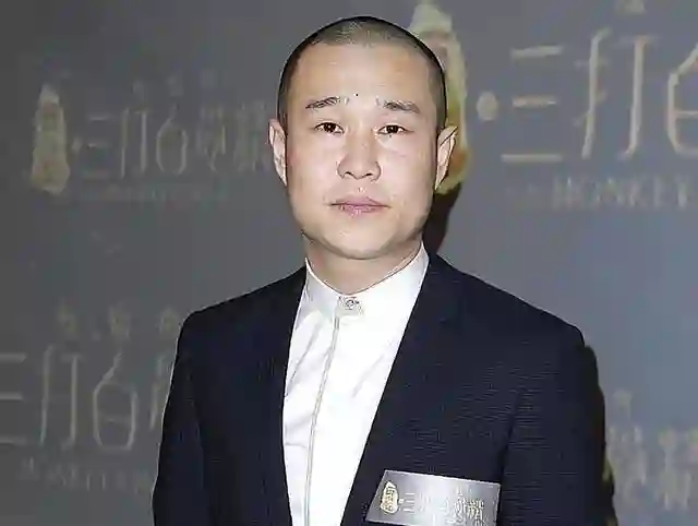 从年入2亿沦落到开演唱会，赵本山一句我不敢用他，小沈阳干了啥