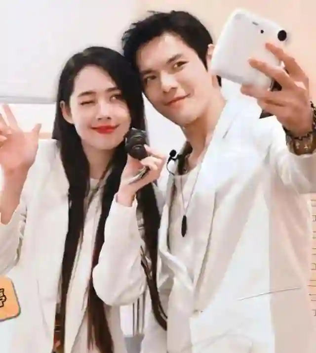 向佐似乎整容失败，根本没眼看，郭碧婷血亏，这根本不是钱的事!