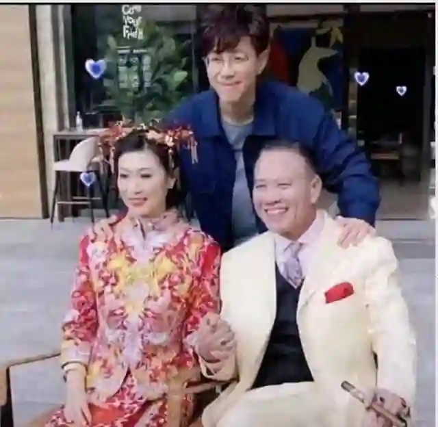 万梓良22岁儿子参加湖南音乐比赛显天分 越大越靓仔竟撞样吴卓羲