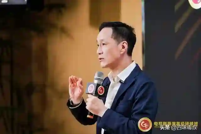 冯远征：好演员要有温度也有骨