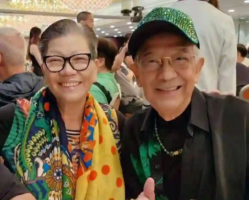 77岁时髦显年轻，一生未婚却幸福，亚视戏骨江图亮相！