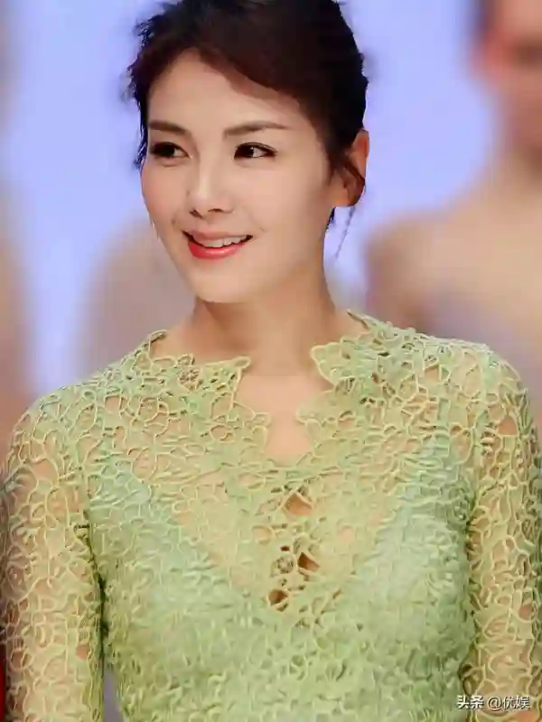 岁月成就美丽韵，年龄无碍风采增，细数迷人女星魅力