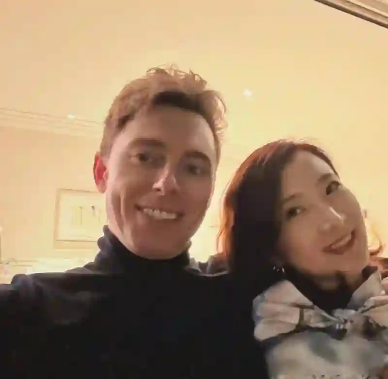 陈赫前妻许婧现状：旅居意大利，38岁肤白貌美，和洋老公至今无子