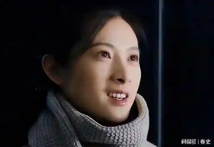 她错过靳东，转身嫁给父亲看中的女婿，如今45岁被婆家宠成公主！