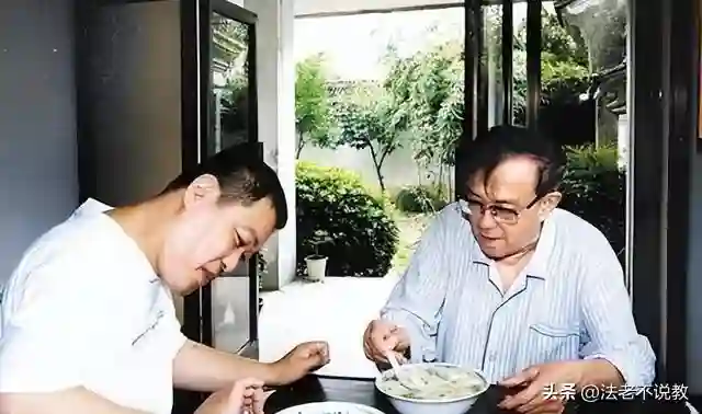 谢晋：我一生最大遗憾，4个孩子3个残疾，临终才发现是自己造成的