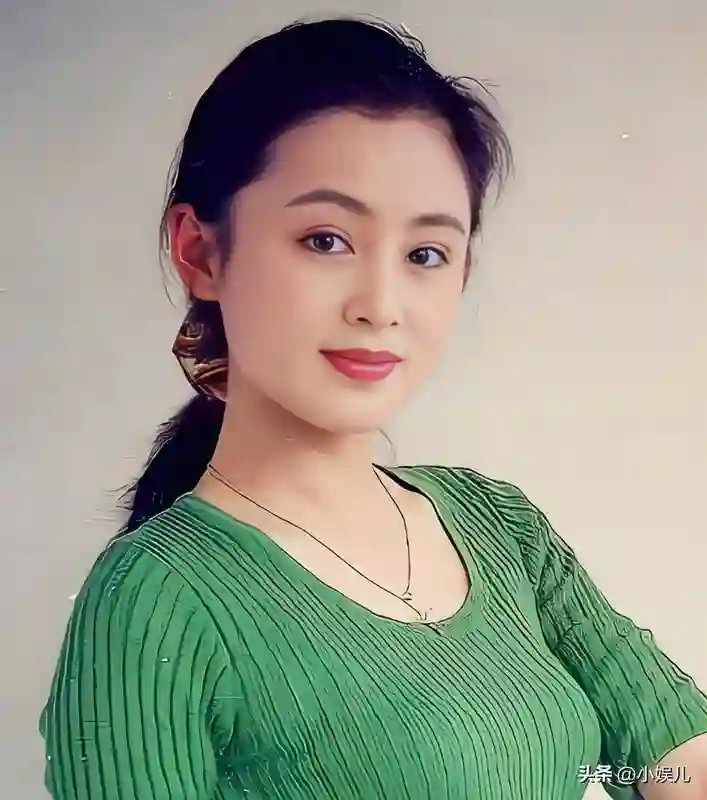 因太漂亮被导演挑中的3位女星，有一位戏还没拍完戏就怀孕了