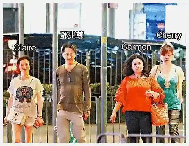 当代“韦小宝”邓兆尊，同时交往仨女友，最穷兜里就剩一亿