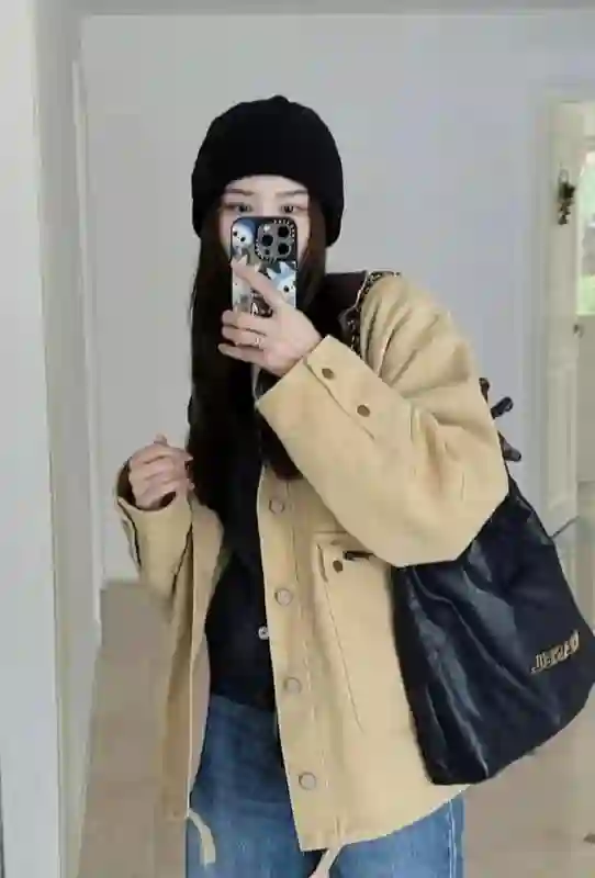 林峯老婆520晒照，却被扒出是网图，张馨月还把商家logo修掉了
