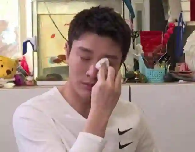 彻底释怀了！离婚六年贾乃亮李小璐选择迈出一大步，甜馨很幸福吧