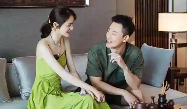 <em>林峯</em>老婆张馨月520闹笑话，p图瓜持续发酵，男方也很无奈