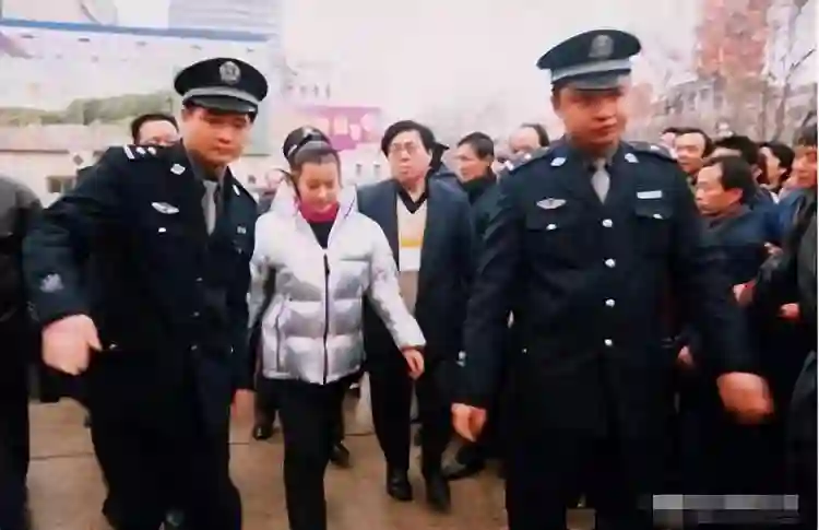 真是笑话！刘晓庆再陷“税务门”？爆料这个还不如说她的恋情呢