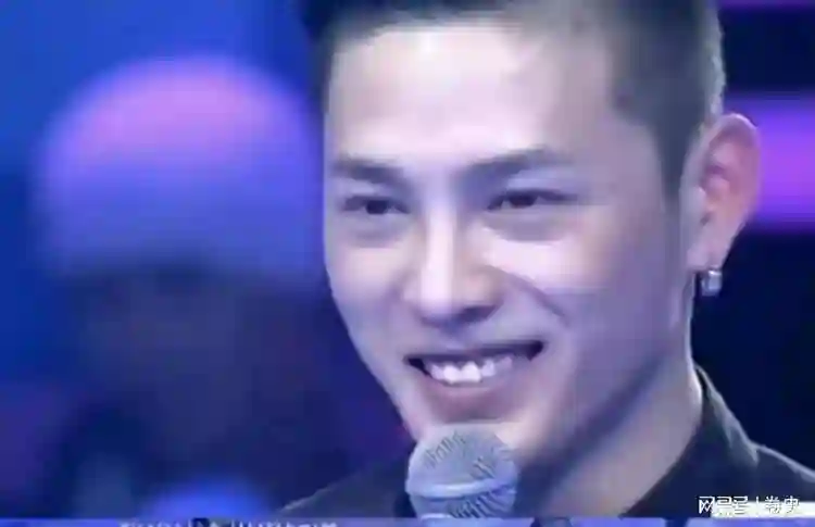 仅仅2个月像换了个人，产后复出的吴谨言，终究是走了杨幂的老路