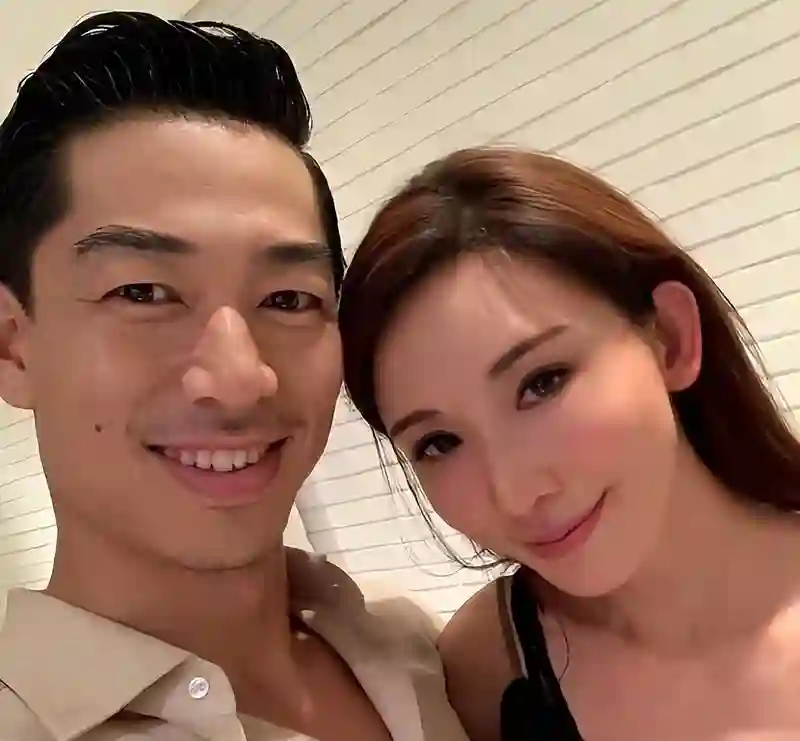 林志玲融入老公圈子,陪黑泽良平聚会,50岁仍似25岁少女