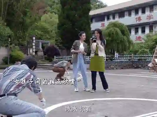 内娱待爆花卡位战：谁离顶流只差一个“爆款角色”？