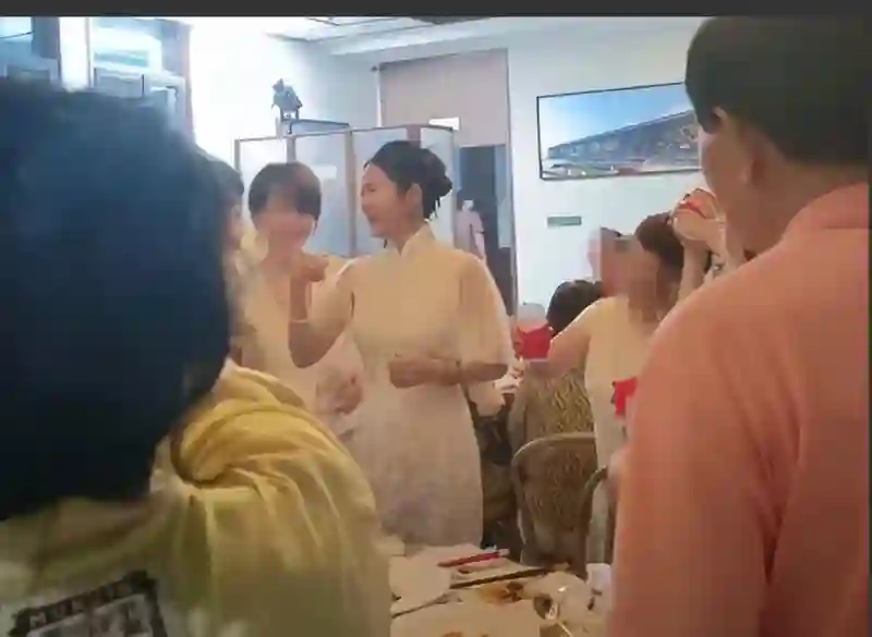 官宣仅3天！董璇二婚老公过往就被扒个干净，这次她又看走眼了？