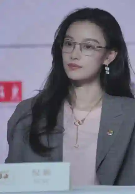 36岁倪妮谈自己变老了！新陈代谢变慢要健身控制，以前吃啥都不胖
