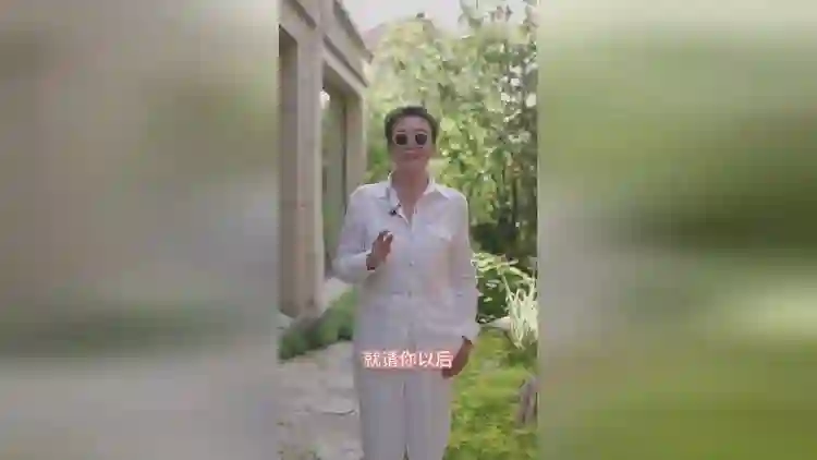 汪小菲即将迎来婚礼，张兰有话说：儿子，请你以后善良中带点锋芒