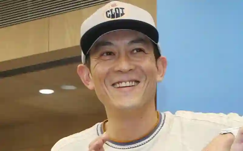 <em>经纪人</em>回应：正与航空公司沟通