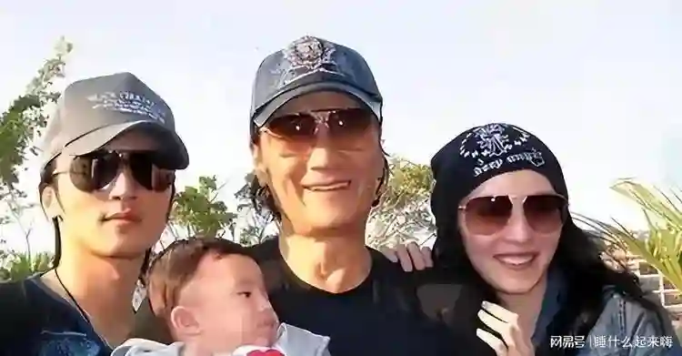 从谢霆锋到孙东海，张柏芝三胎生父成悬案！6字回应终结全民猜谜