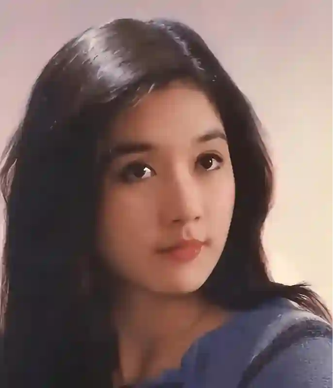 71岁成龙再陷私生子风波！女方身份被曝光，曾与林青霞齐名