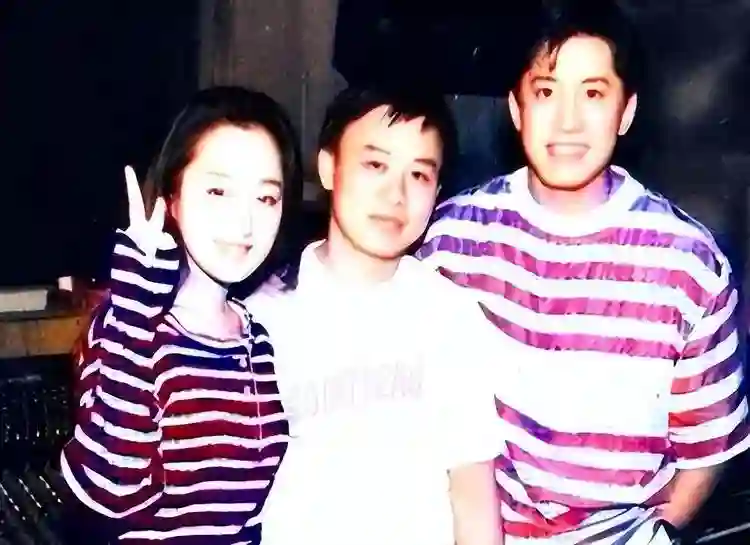 他8次上春晚，作死被捕入狱，今56岁无人问津，老搭档也断了联系