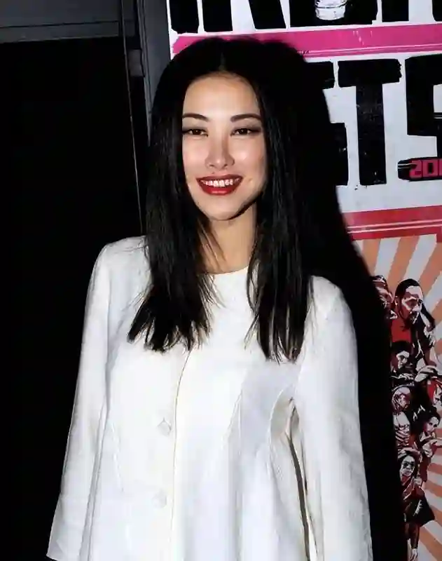 偶遇朱珠状态满分！“全球百美”称号背后，和章子怡差在哪？