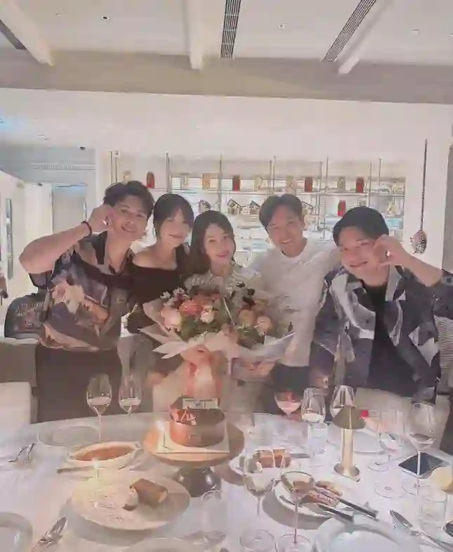 23岁港姐终极回应与郭晋安<em>父女</em>恋！大晒对话截图，证与神秘男约会真相！