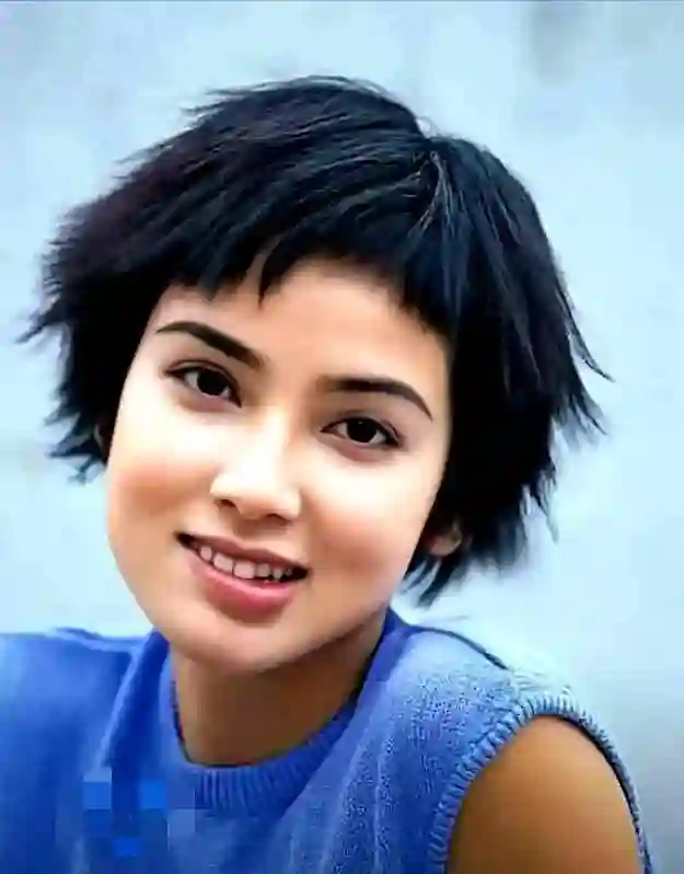 7位曾惊为天人的混血美女颜值对比：杨颖状态差、张柏芝回春？