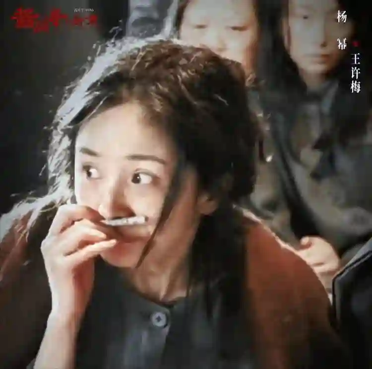 离婚7年，杨幂再次让所有人“刮目相看”，50岁刘恺威后悔了吗？