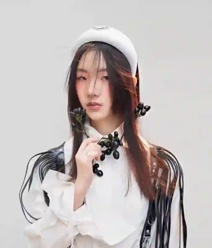 单眼皮也有绝世容颜，最美天王嫂年轻不输玉女掌门人，各位女神如同神仙打架