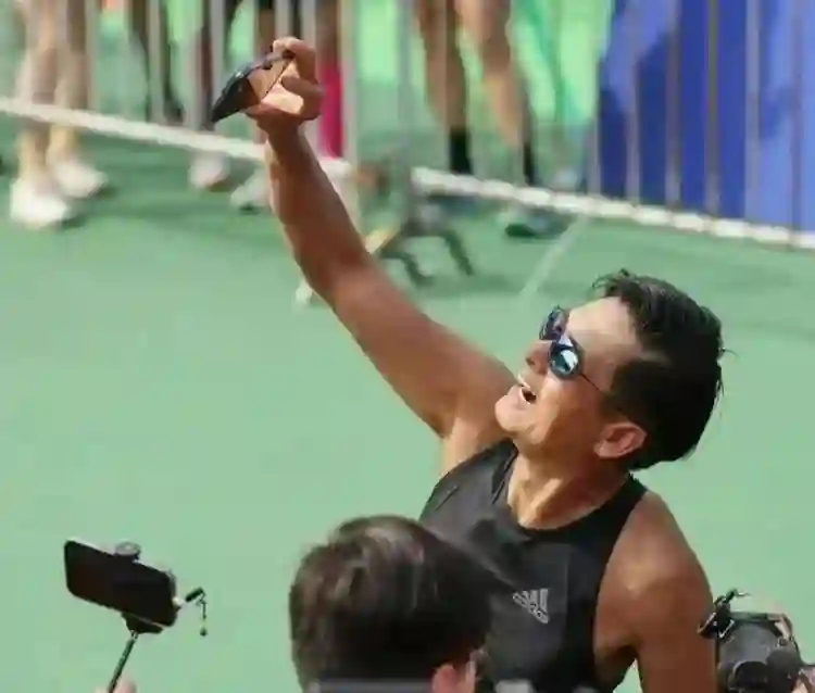 断崖式衰老！刘德华像老头，成龙老态尽显，这些明星怎么成这样了