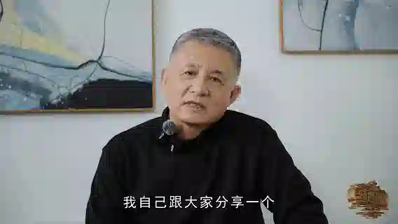 看见世界的另一面：王小列的镜头背后