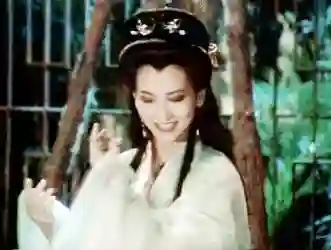 断崖式衰老！刘德华像老头，成龙老态尽显，这些明星怎么成这样了