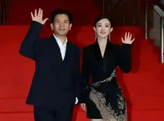 赵丽颖飙脏话后形象崩塌，央视发文批评，还被网友扒出双标言论