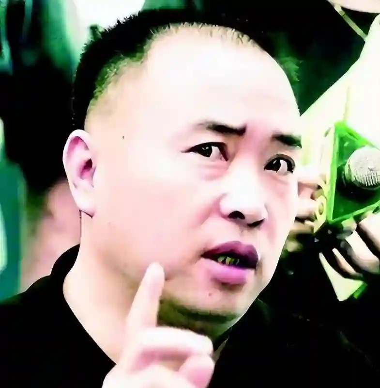 赖昌星曾毁了2个优秀女星，一个被誉甜歌皇后，另一个是当红演员