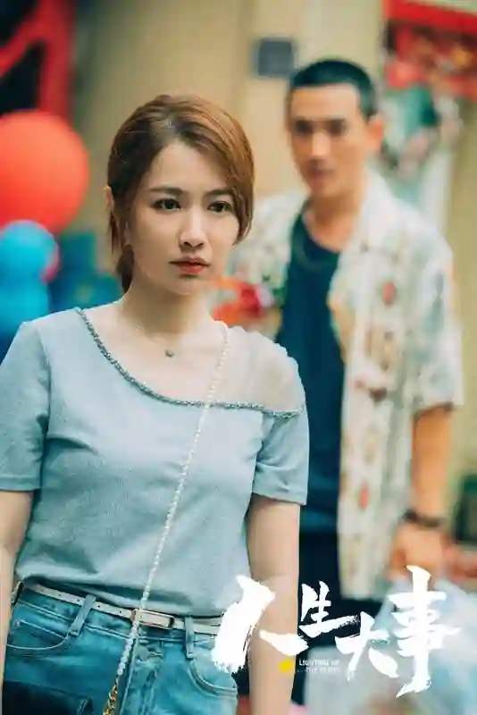 《沙尘暴》开分8.1，专访演员李春嫒 分享 “程春” 背后的挣扎与希望